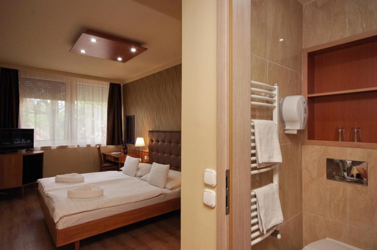 Aqua Hotel 귤러 외부 사진
