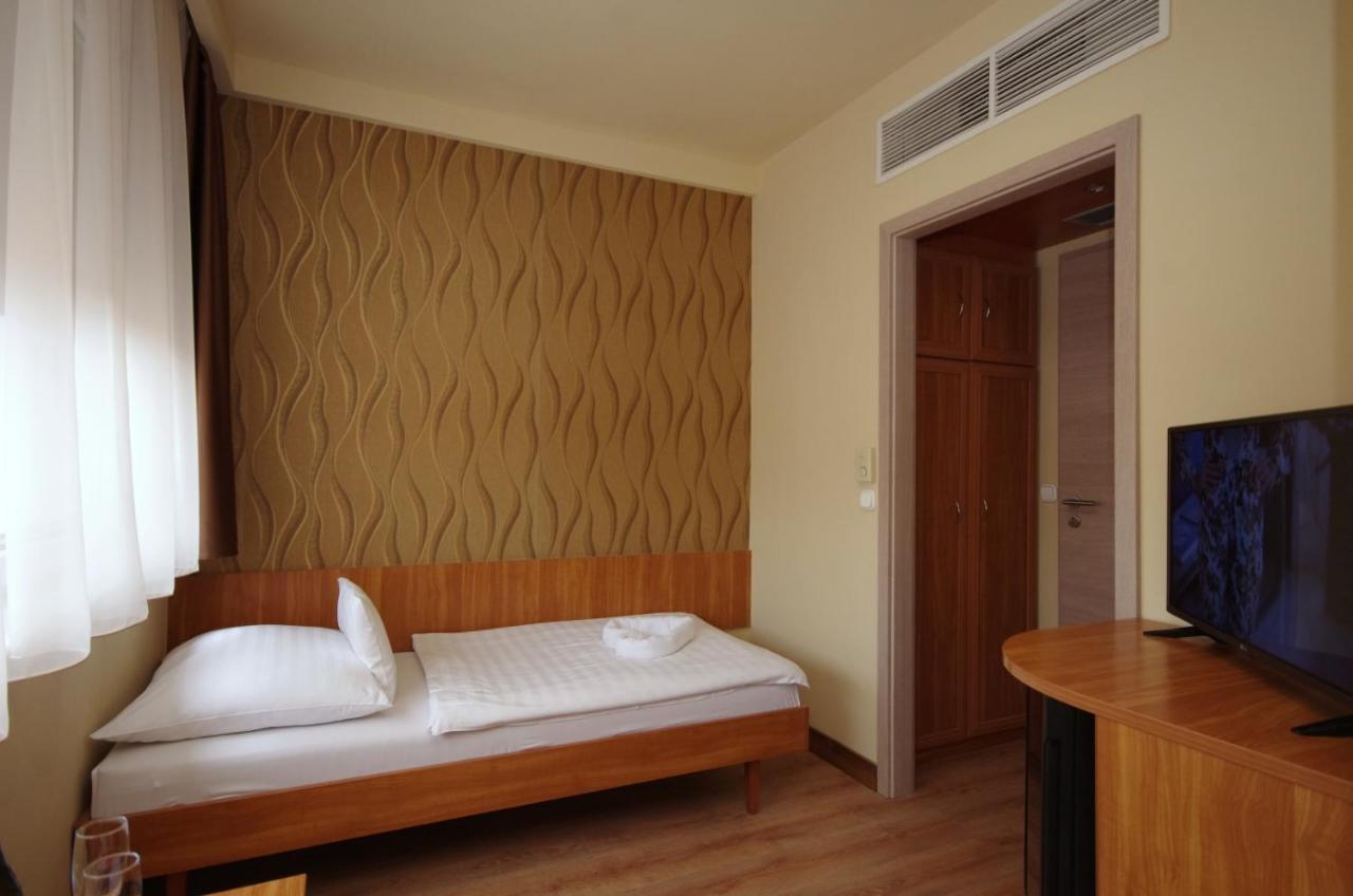 Aqua Hotel 귤러 외부 사진